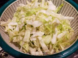 鸡丝虾仁炒面的做法步骤:5
