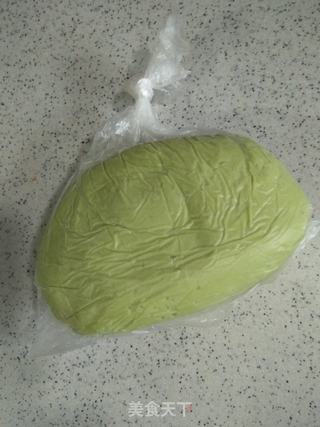 菠菜水煎饺的做法步骤:5