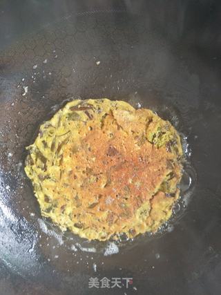椿芽鸡蛋煎饼的做法步骤:7