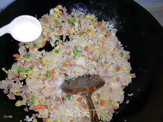 玉米豌豆火腿炒饭的做法步骤:13