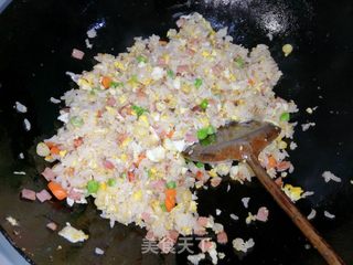 玉米豌豆火腿炒饭的做法步骤:14