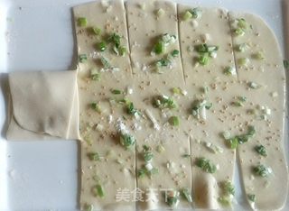 葱油饼的做法步骤:9