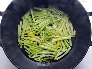 芹菜炒肉丝的做法步骤:5