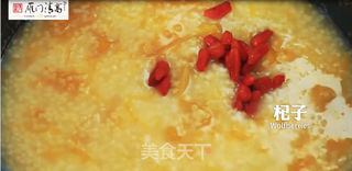 打开味蕾的南瓜枸杞黄小米粥,养好你的胃的做法步骤:5