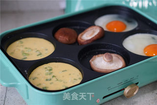 香菇鸡蛋葱花饼的做法步骤:4