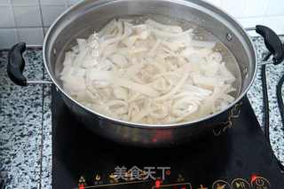 蒜泥肉皮冻的做法步骤:4