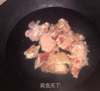 猪骨煲山药的做法步骤:2