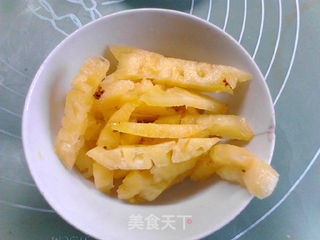 方便面的花式吃法:菠萝烤肉方便面沙拉的做法步骤:3