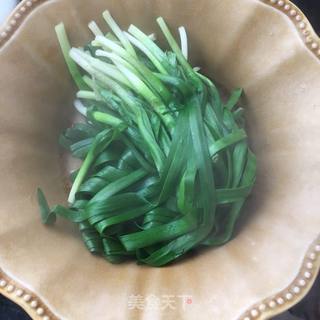 韭菜拌牡蛎的做法步骤:6