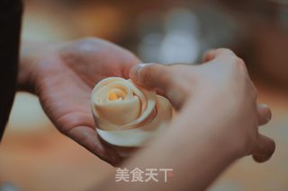 浪漫玫瑰的做法步骤:4