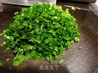 韭菜火腿鸡蛋饼的做法步骤:3