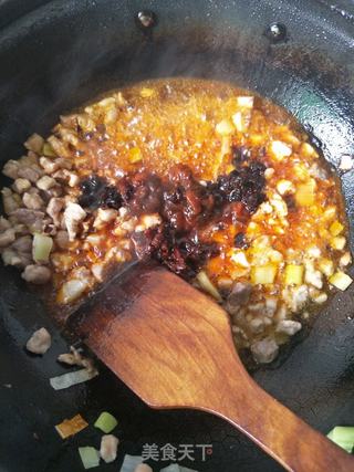 香菇牛肉酱的做法步骤:7