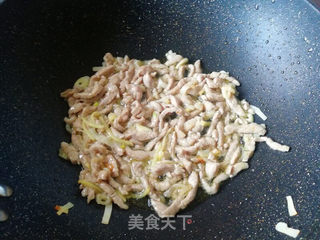 尖椒炒面的做法步骤:5