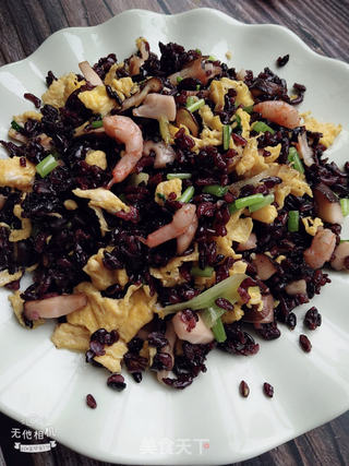 香菇鸡蛋炒紫米饭的做法步骤：11
