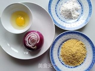 洋葱圈的做法步骤：1
