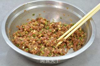 猪肉圆白菜饺子的做法步骤：5