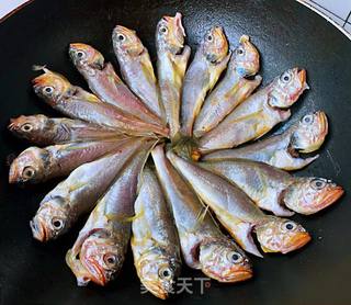 家焖黄花鱼的做法步骤:5