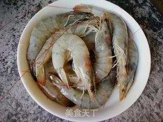 胡萝卜西兰花炒虾仁的做法步骤:5
