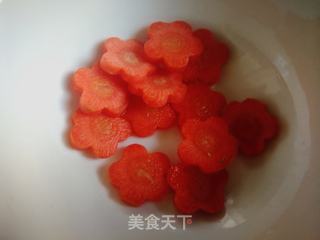 胡萝卜西兰花炒虾仁的做法步骤:4