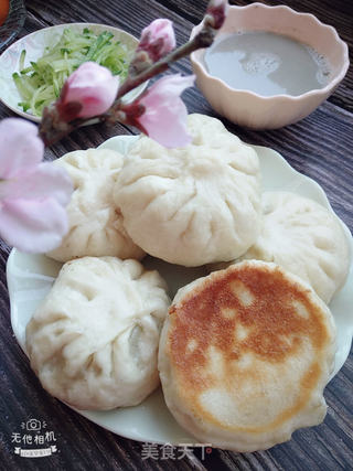 白菜猪肉馅煎包的做法步骤:16