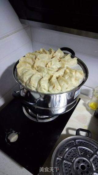 白菜猪肉馅饺子的做法步骤:7