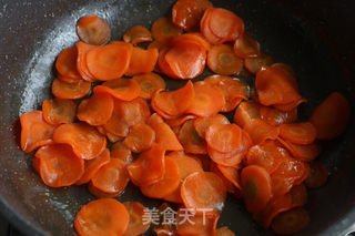胡萝卜果脯的做法步骤:4