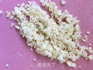 蒜茸金针菇蒸黑虎虾的做法步骤:3