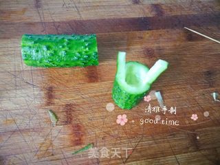 五彩蔬菜粒的做法步骤:2