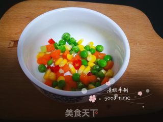 五彩蔬菜粒的做法步骤:4