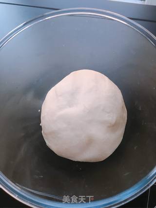培根虾仁披萨的做法步骤:2