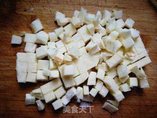 春笋毛豆炒米饭的做法步骤:2