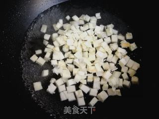 春笋毛豆炒米饭的做法步骤:3