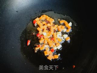 春笋毛豆炒米饭的做法步骤:7