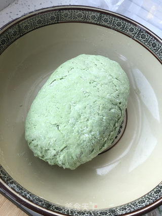 油泼菠菜面的做法步骤:3