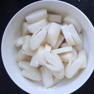 酸菜肉丝烩年糕的做法步骤:4