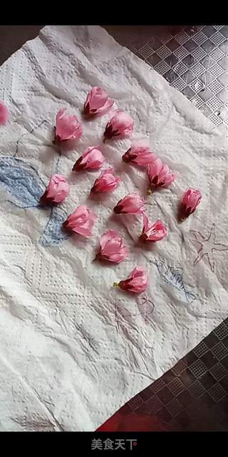 桃花粥的做法步骤：2