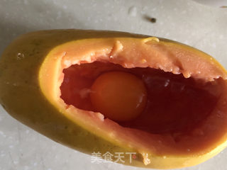 木瓜鸡蛋牛奶羹的做法步骤:2