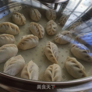 红枣泥柳叶包的做法步骤:7
