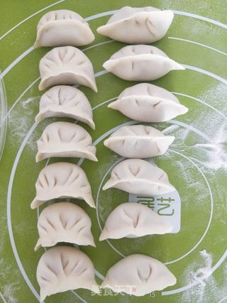 牛肉圆葱饺子的做法步骤:10