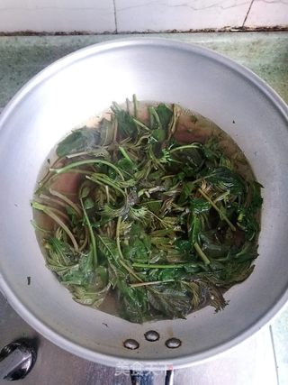 香椿蛋饼的做法步骤:2