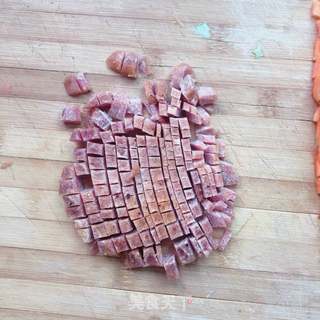 黑胡椒牛肉胡萝卜意面的做法步骤:3