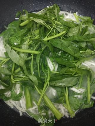 空心菜鸡蛋面的做法步骤：5