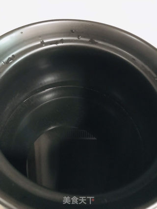 山药薏米芡实粥的做法步骤:3