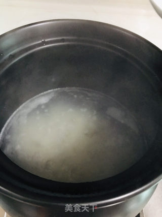 山药薏米芡实粥的做法步骤:4