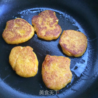 南瓜酸奶饼的做法步骤:6
