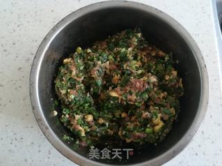 韭菜猪肉鸡蛋饺子的做法步骤：2