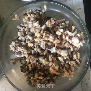 燕麦冬菇猪肉饺的做法步骤:2