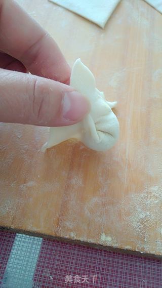 鸡肉芹菜馄饨的做法步骤:12