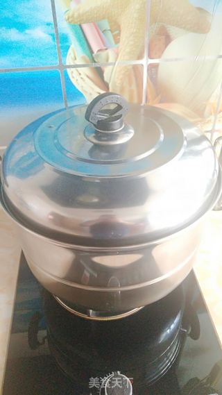 双色花卷的做法步骤:13