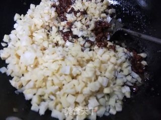 酱肉冬笋丁馅料的做法步骤:7